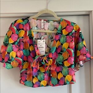 NWT H&M Linen Fruits Crop Top Size S
